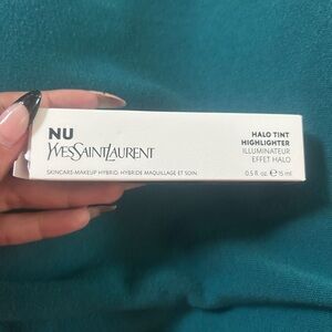 New in Box Yves Saint Laurent Highlighter
